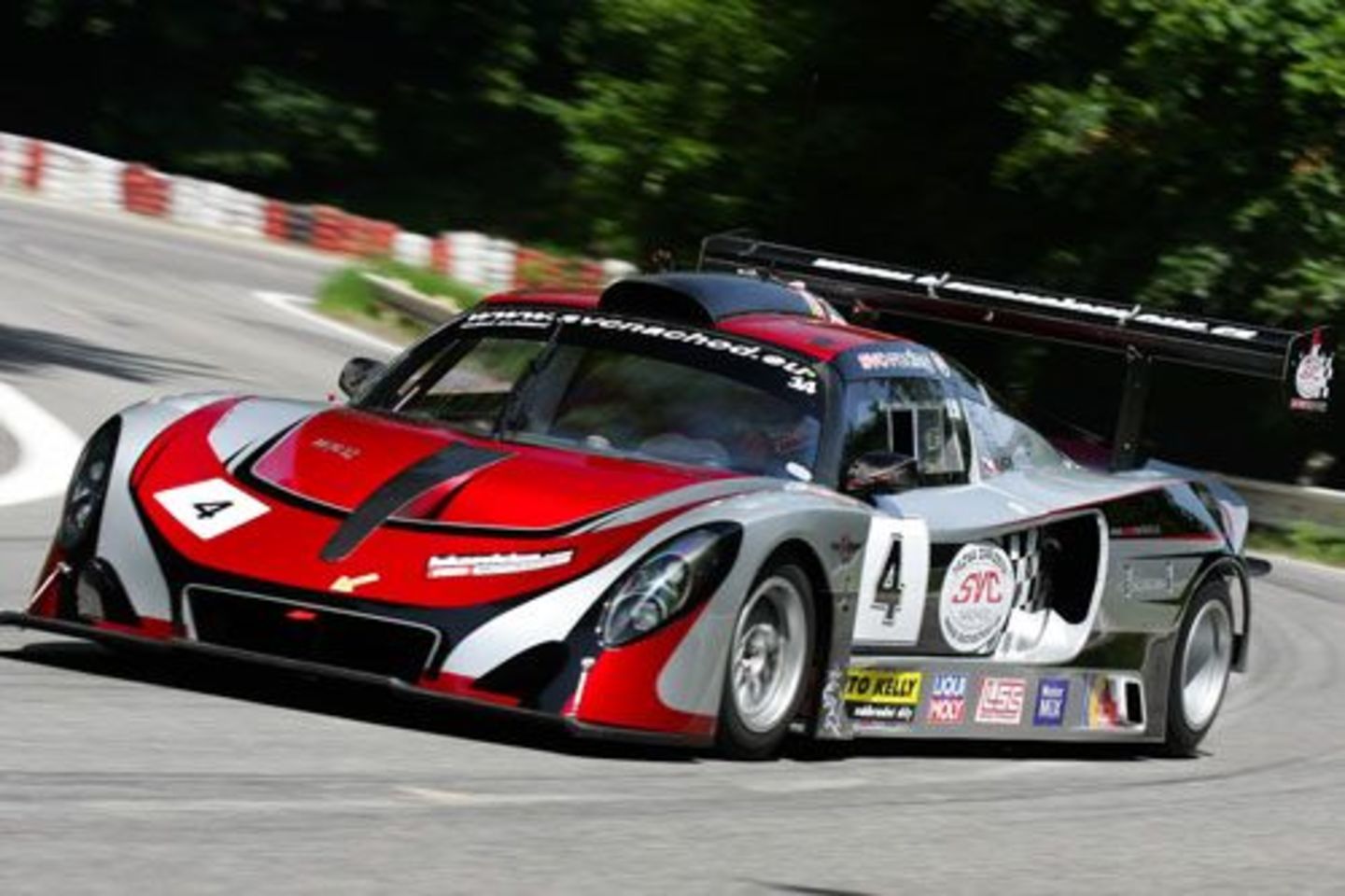 Loptus Evora WR 12 SVC GROUP výrobce tažného zařízení  