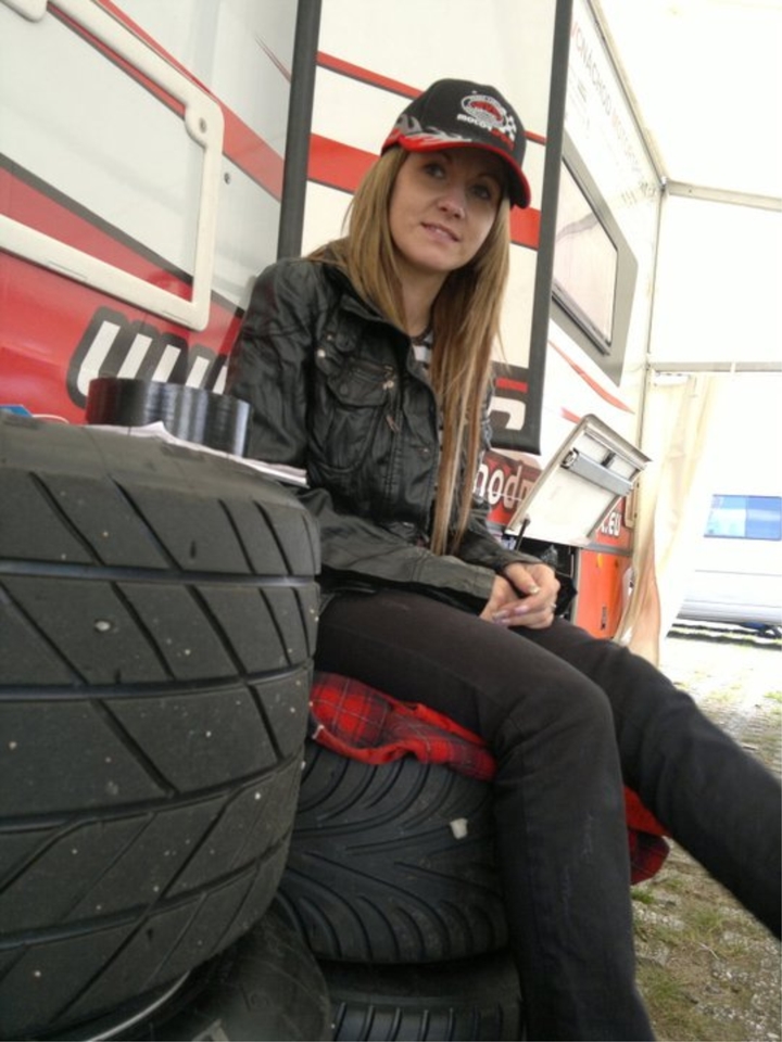 Lucie Vitverová - Manažerka SVC RACING SVC GROUP kart, motokára