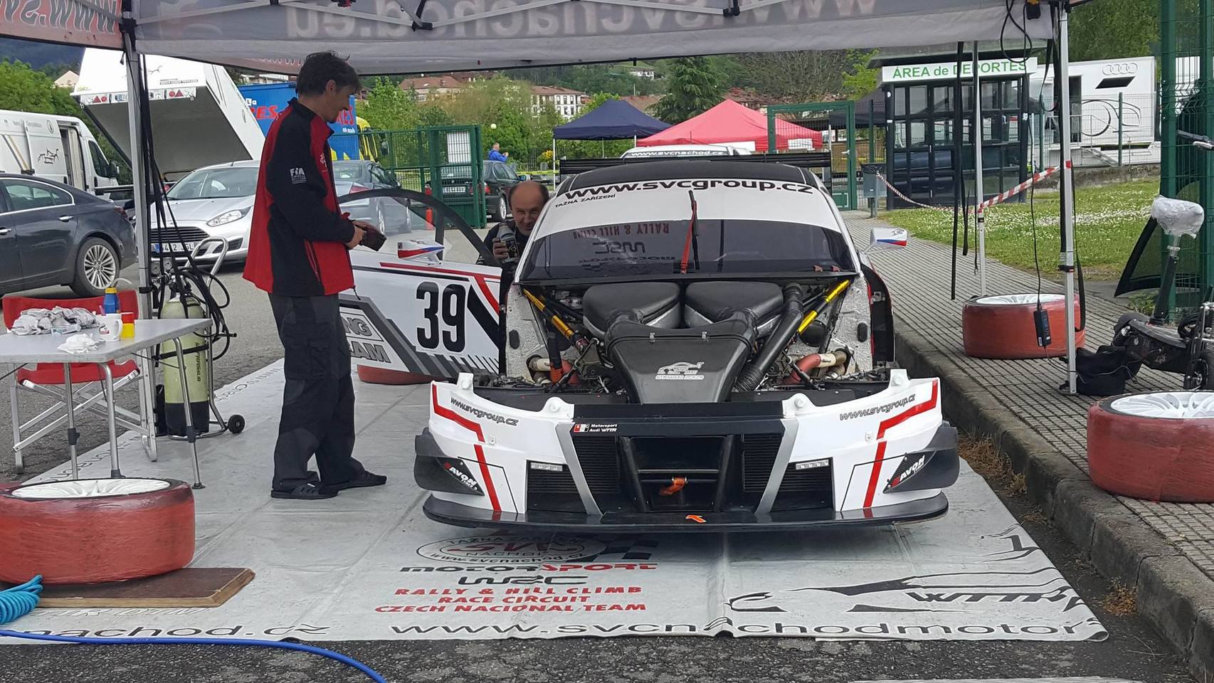 Disko víkend ve Španělsku na 4. závodě Mistrovství Evropy Hill Climb Championship