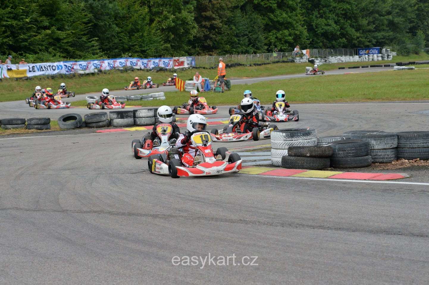 5 závod MČR v kartingu na trati zvané české zelené peklo v Písku.