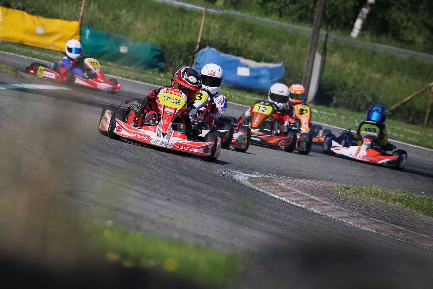 3 závod MČR v kartingu ve Vysokém Mýtě a názorné předvedení, jak nemá vypadat Slow fáze