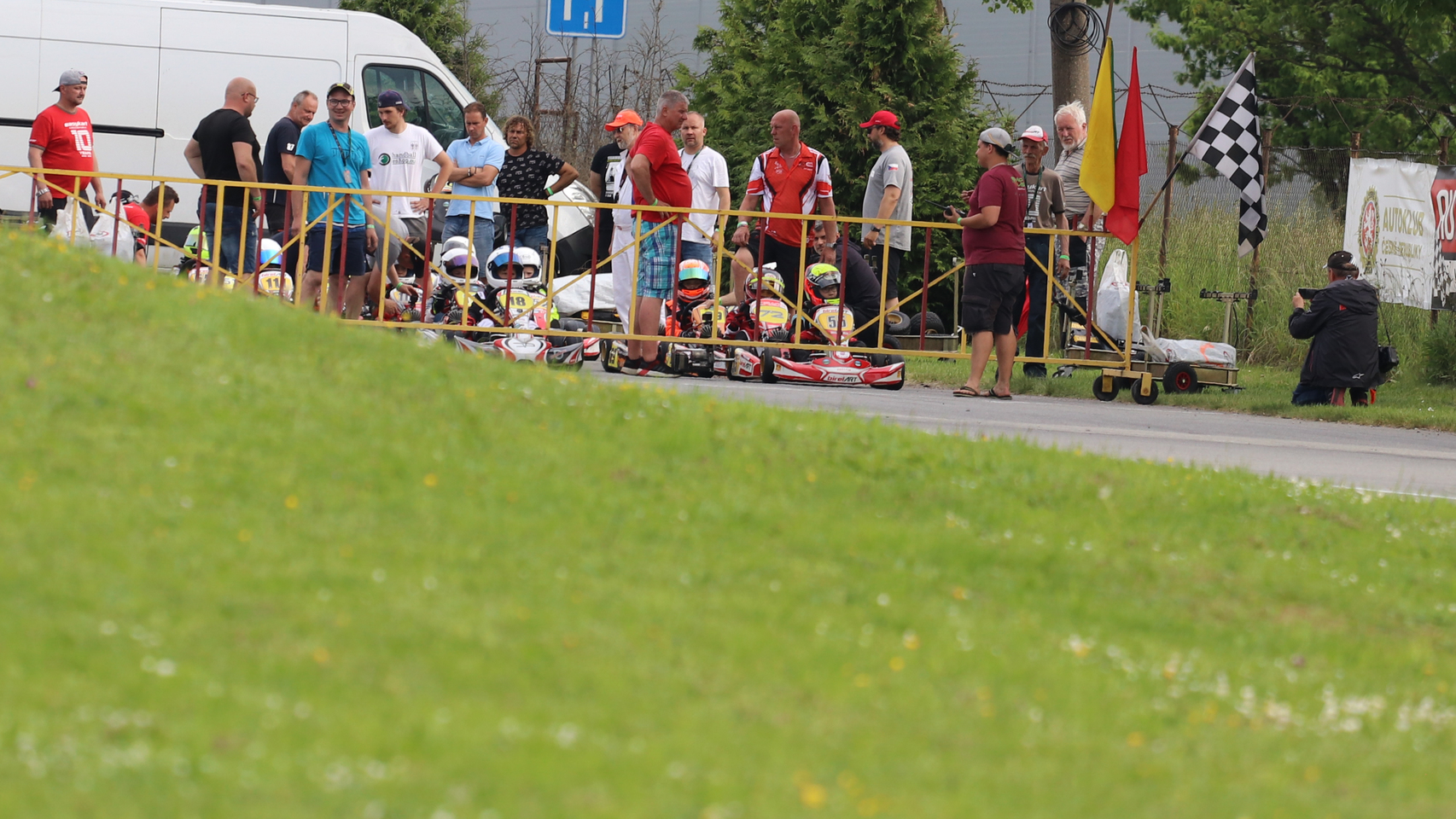3 závod MČR v kartingu ve Vysokém Mýtě a názorné předvedení, jak nemá vypadat Slow fáze