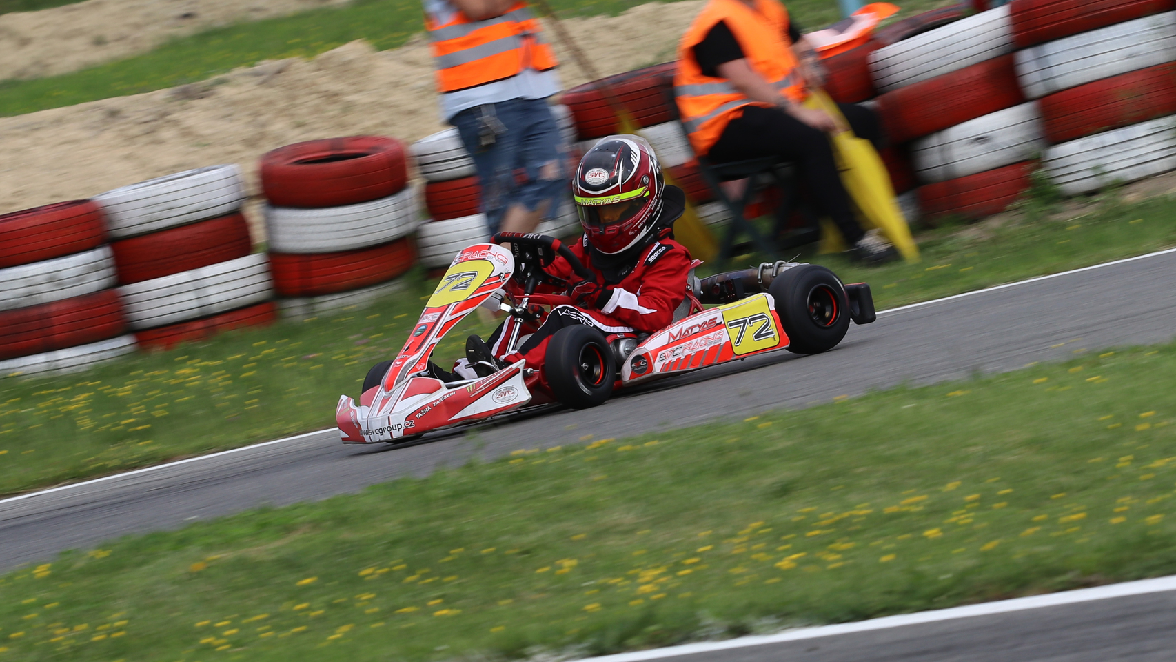 3 závod MČR v kartingu ve Vysokém Mýtě a názorné předvedení, jak nemá vypadat Slow fáze
