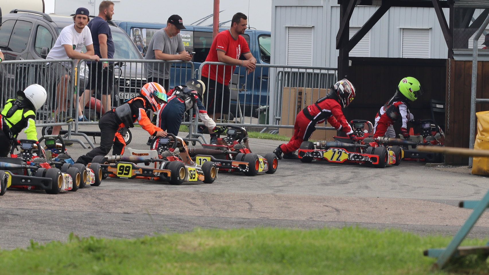3 závod MČR v kartingu ve Vysokém Mýtě a názorné předvedení, jak nemá vypadat Slow fáze