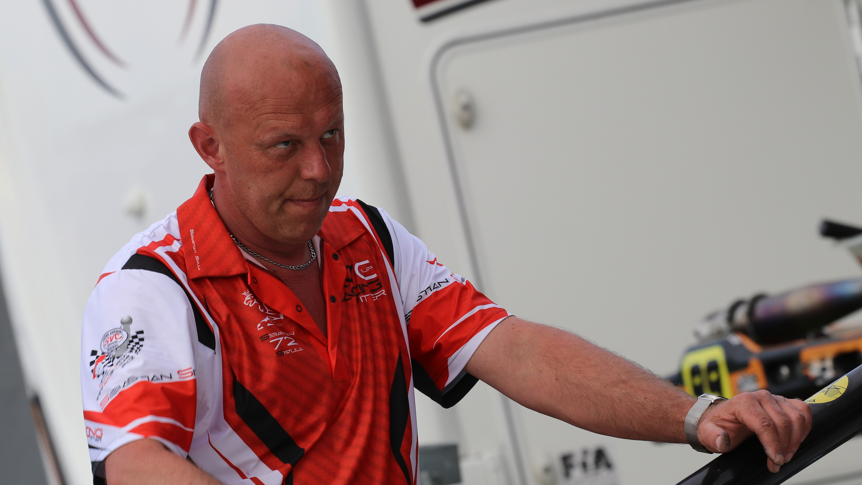 3 závod MČR v kartingu ve Vysokém Mýtě a názorné předvedení, jak nemá vypadat Slow fáze