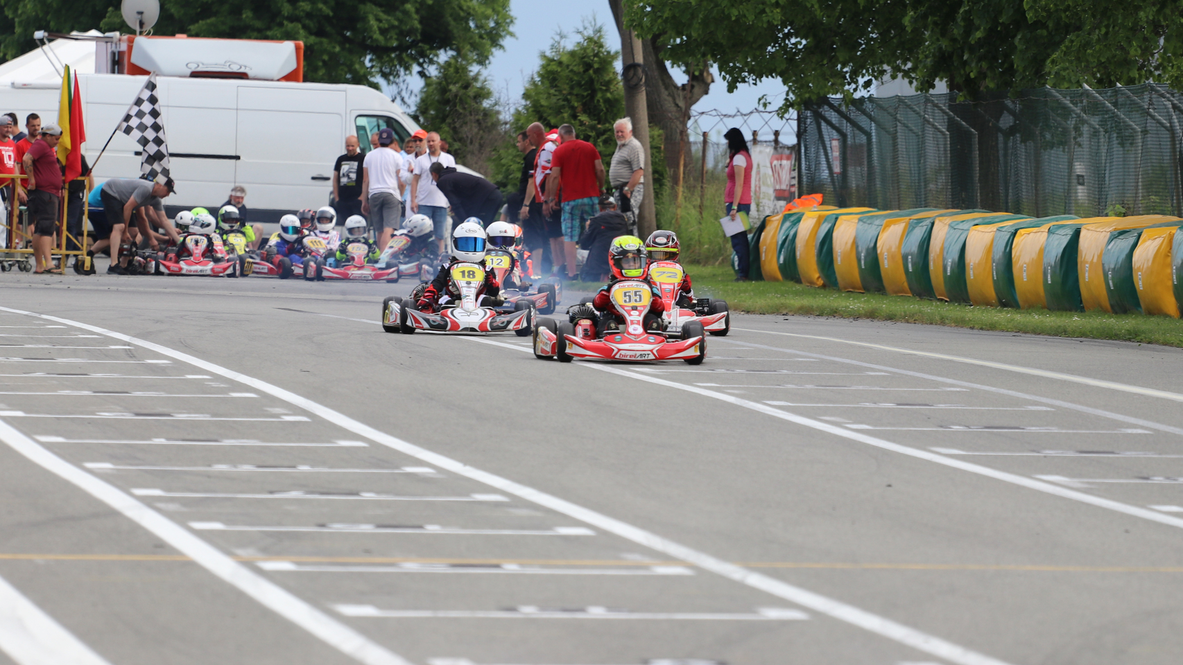 3 závod MČR v kartingu ve Vysokém Mýtě a názorné předvedení, jak nemá vypadat Slow fáze