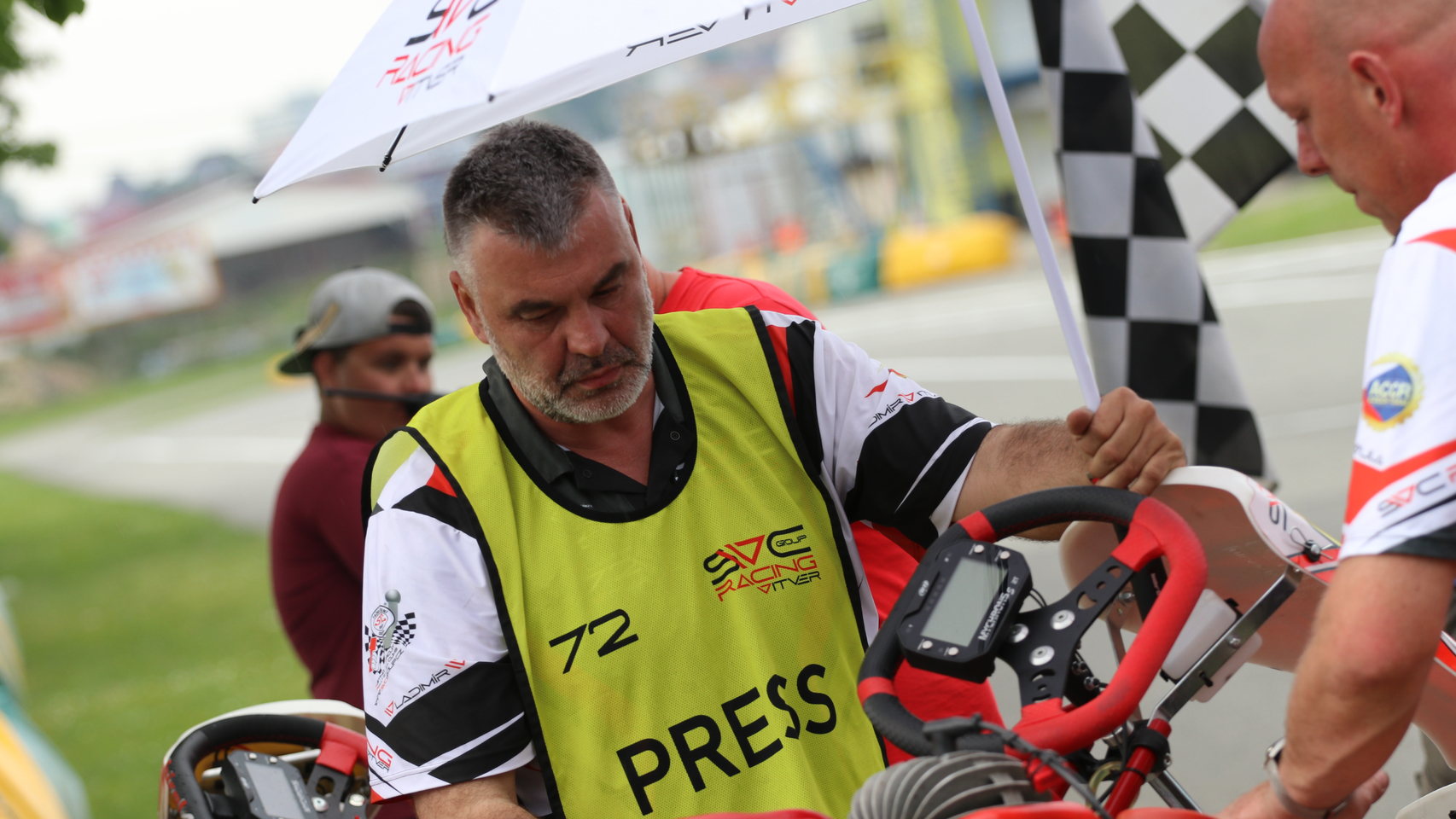 3 závod MČR v kartingu ve Vysokém Mýtě a názorné předvedení, jak nemá vypadat Slow fáze