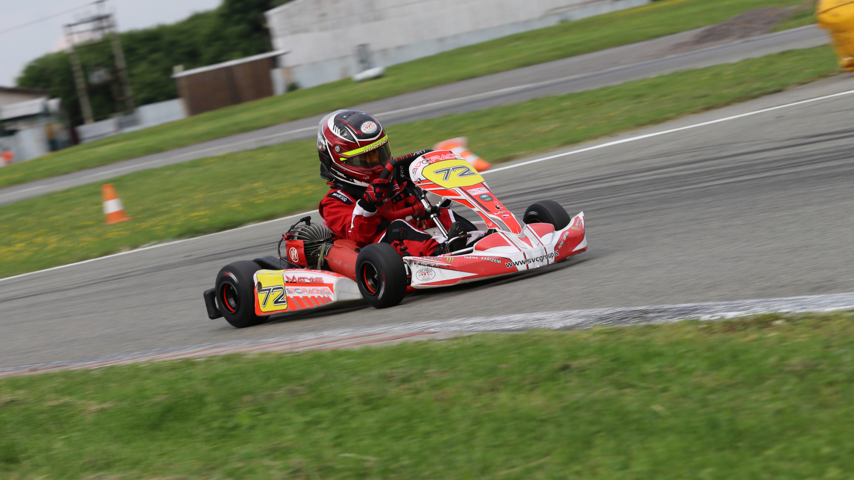 3 závod MČR v kartingu ve Vysokém Mýtě a názorné předvedení, jak nemá vypadat Slow fáze