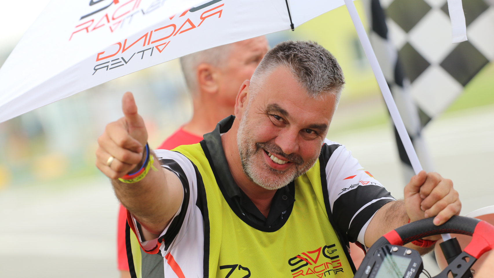 3 závod MČR v kartingu ve Vysokém Mýtě a názorné předvedení, jak nemá vypadat Slow fáze