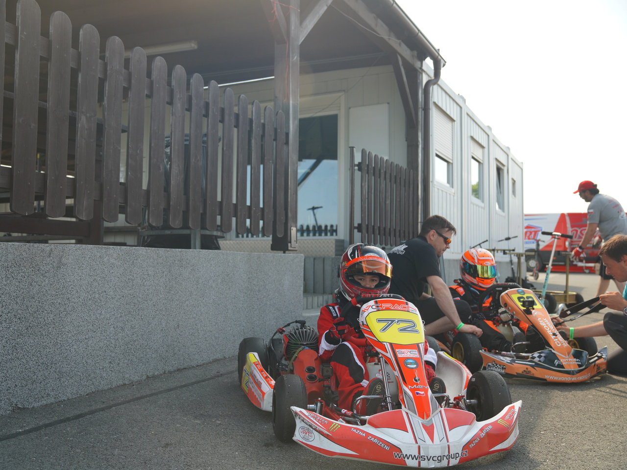 3 závod MČR v kartingu ve Vysokém Mýtě a názorné předvedení, jak nemá vypadat Slow fáze