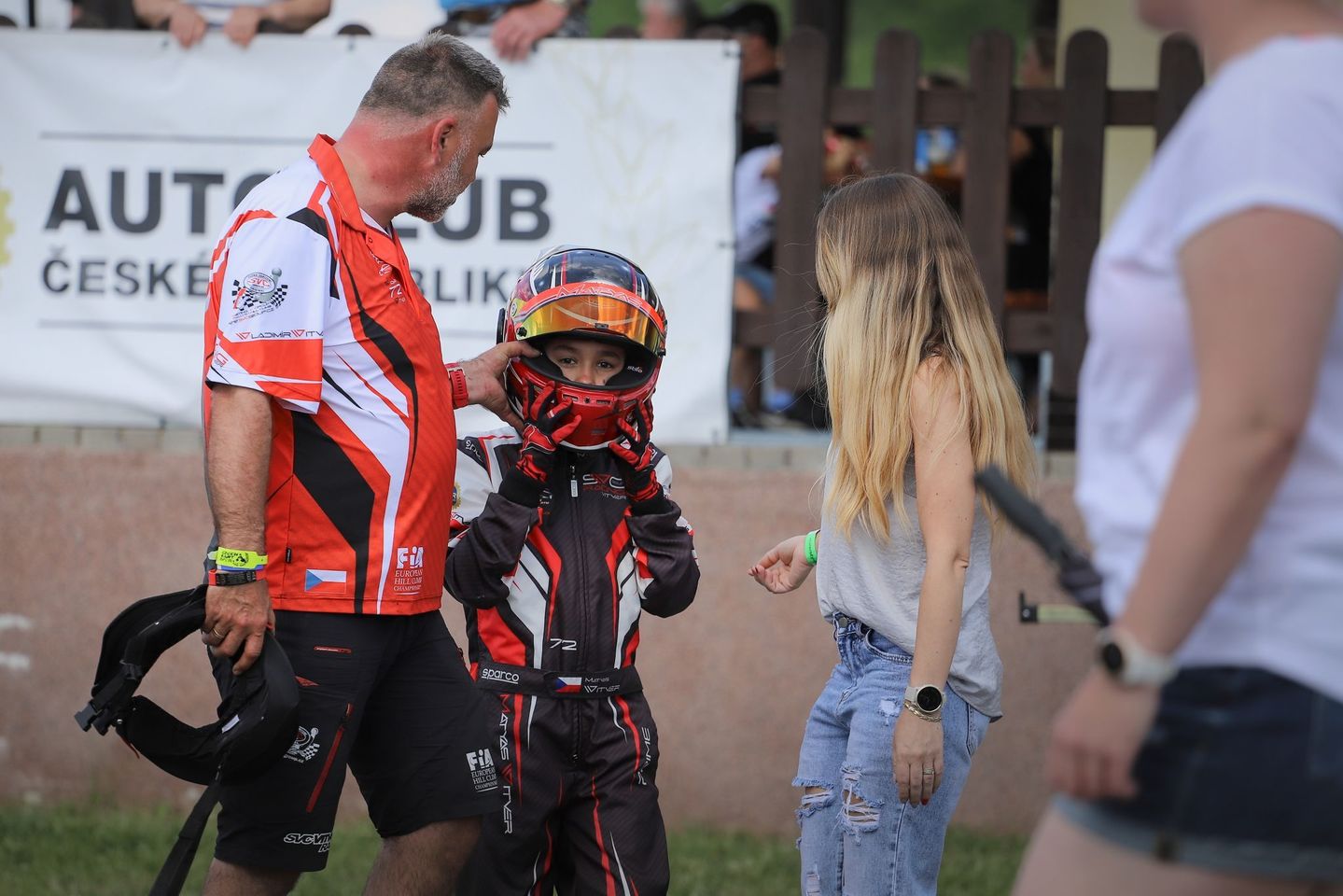 3 závod MČR v kartingu ve Vysokém Mýtě a názorné předvedení, jak nemá vypadat Slow fáze