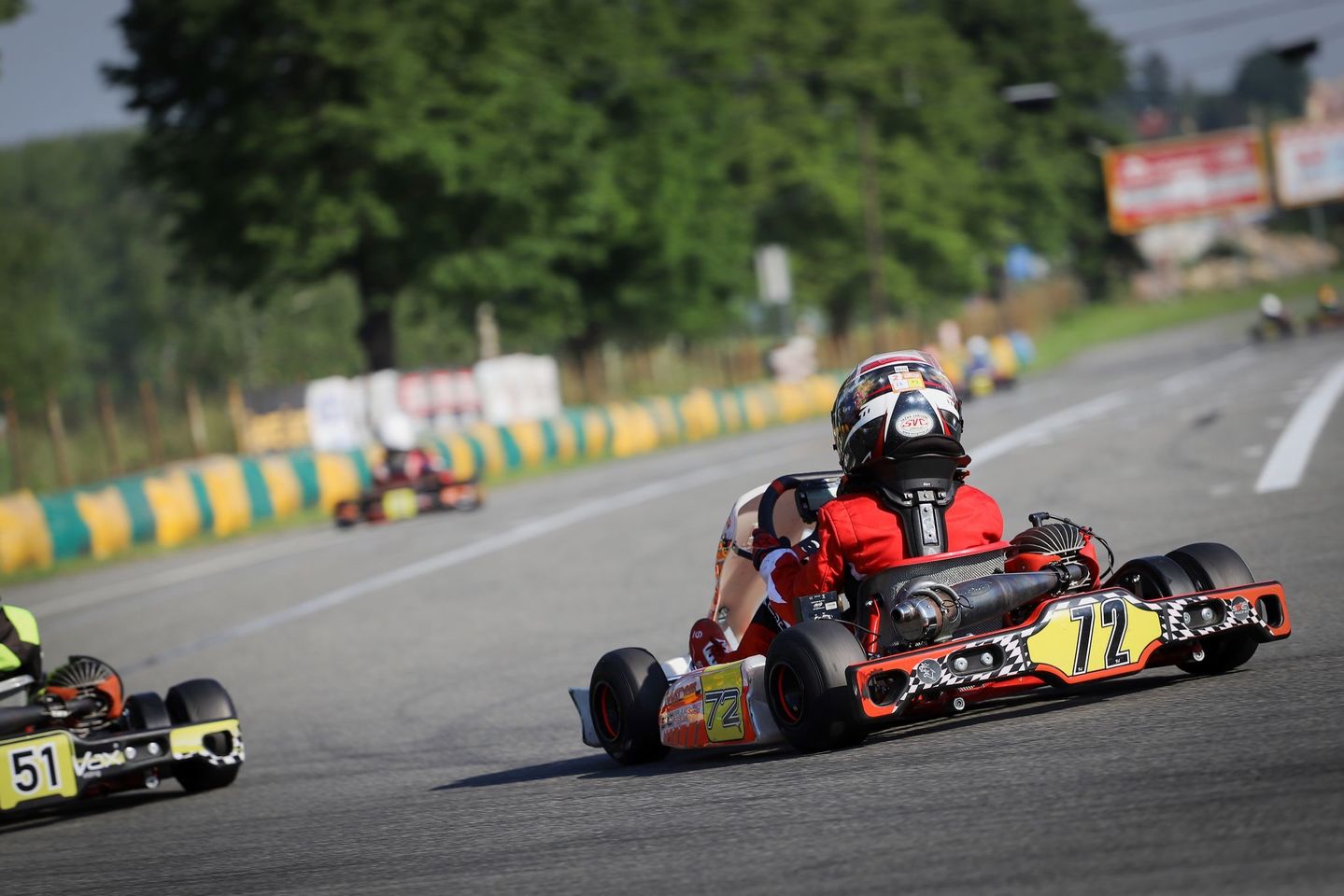 3 závod MČR v kartingu ve Vysokém Mýtě a názorné předvedení, jak nemá vypadat Slow fáze