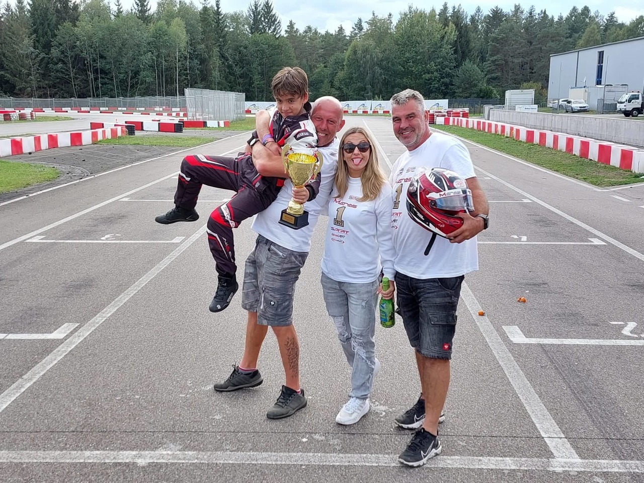 6 závod Mistrovství Czech Kart Open a Pohár EASY 60 ve Wackersdorfu  9-11.09.2022
