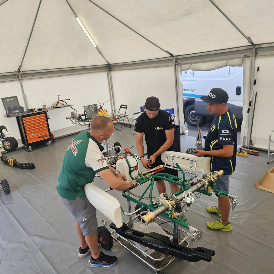 Matyas Vitver Go Kart WSK Franciacorta Partner SVC GROUP výrobce tažné zařízení