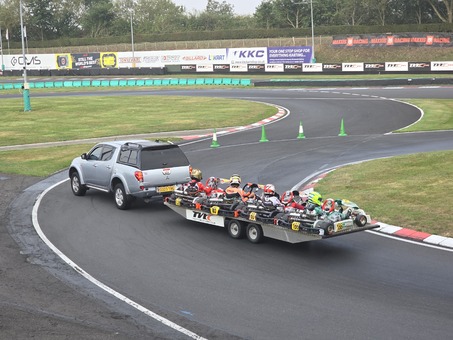 Matyas Vitver World Championship Partner SVC GROUP s.r.o. Tažné zařízení
