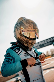 Matyas Vitver motokáry Dubai Al Aim partner SVC GROUP 