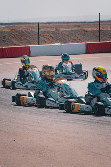 Matyas Vitver motokáry Dubai Al Aim partner SVC GROUP 