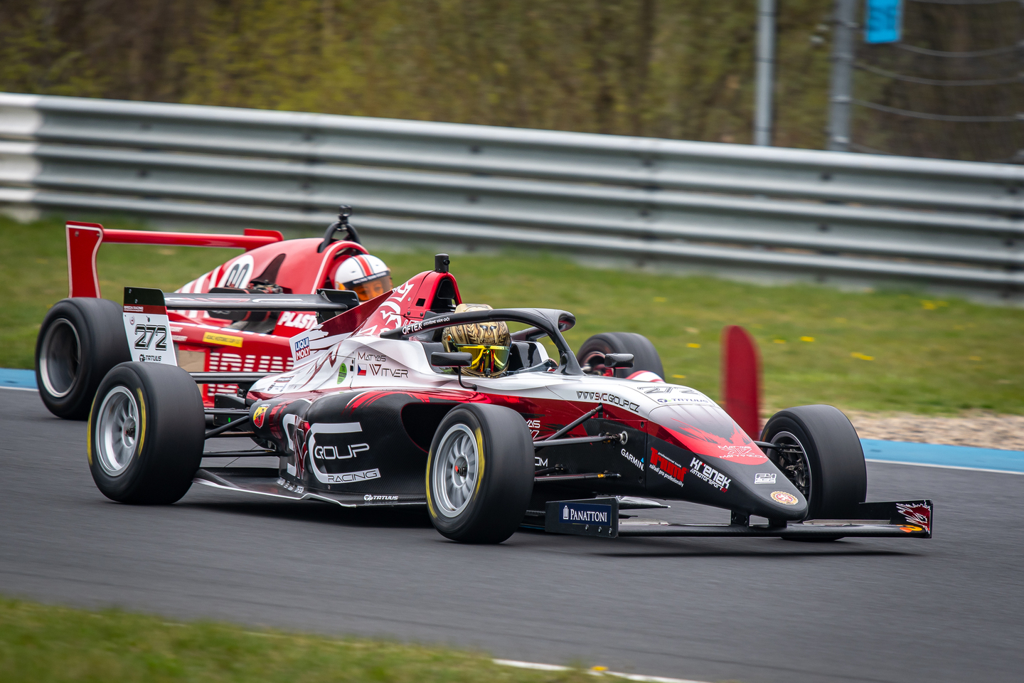 Matyas Vitver Tatuus F4 a Ambasador SVC GROUP výroba tažných zařízení.  