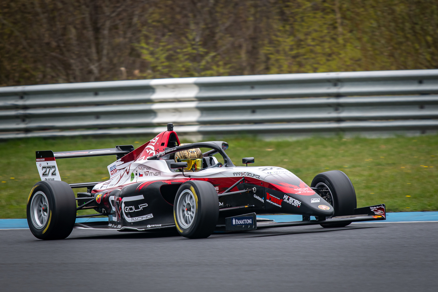 Matyas Vitver Tatuus F4 a Ambasador SVC GROUP výroba tažných zařízení.  