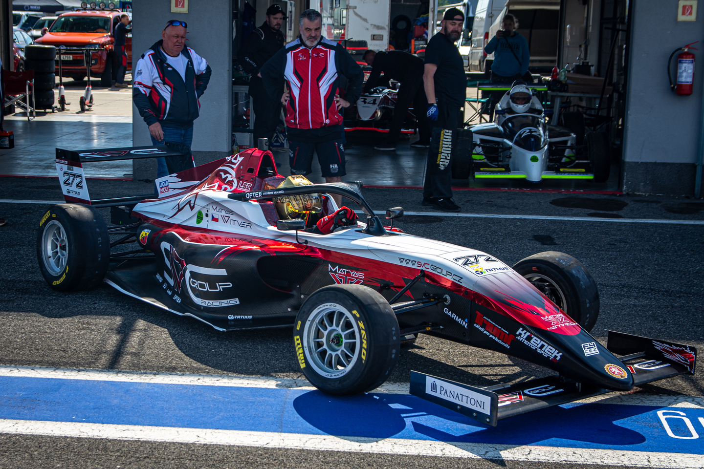 Matyas Vladimir Vitver formule f4 vítez