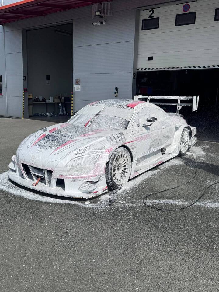 Audi WTT-R DTM MATY II – závodní speciál vyvinutý a postavený společností SVC Group, SVC Vitver Racing.
