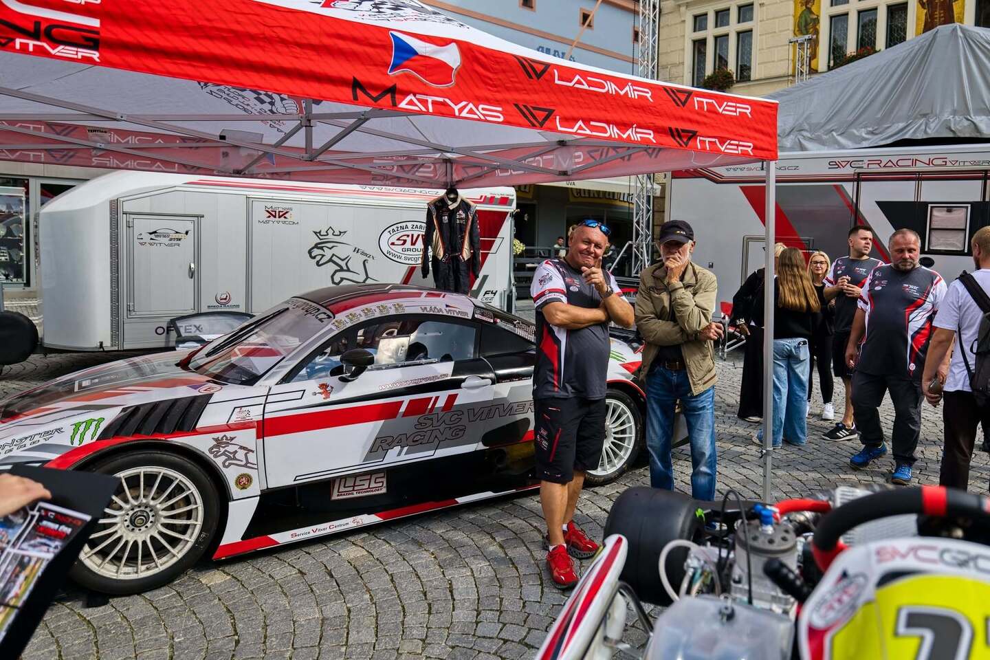 DEN MOTORSPORTU ROZBURÁCEL CENTRUM NÁCHODA – SVC GROUP výroba tažné zařízení