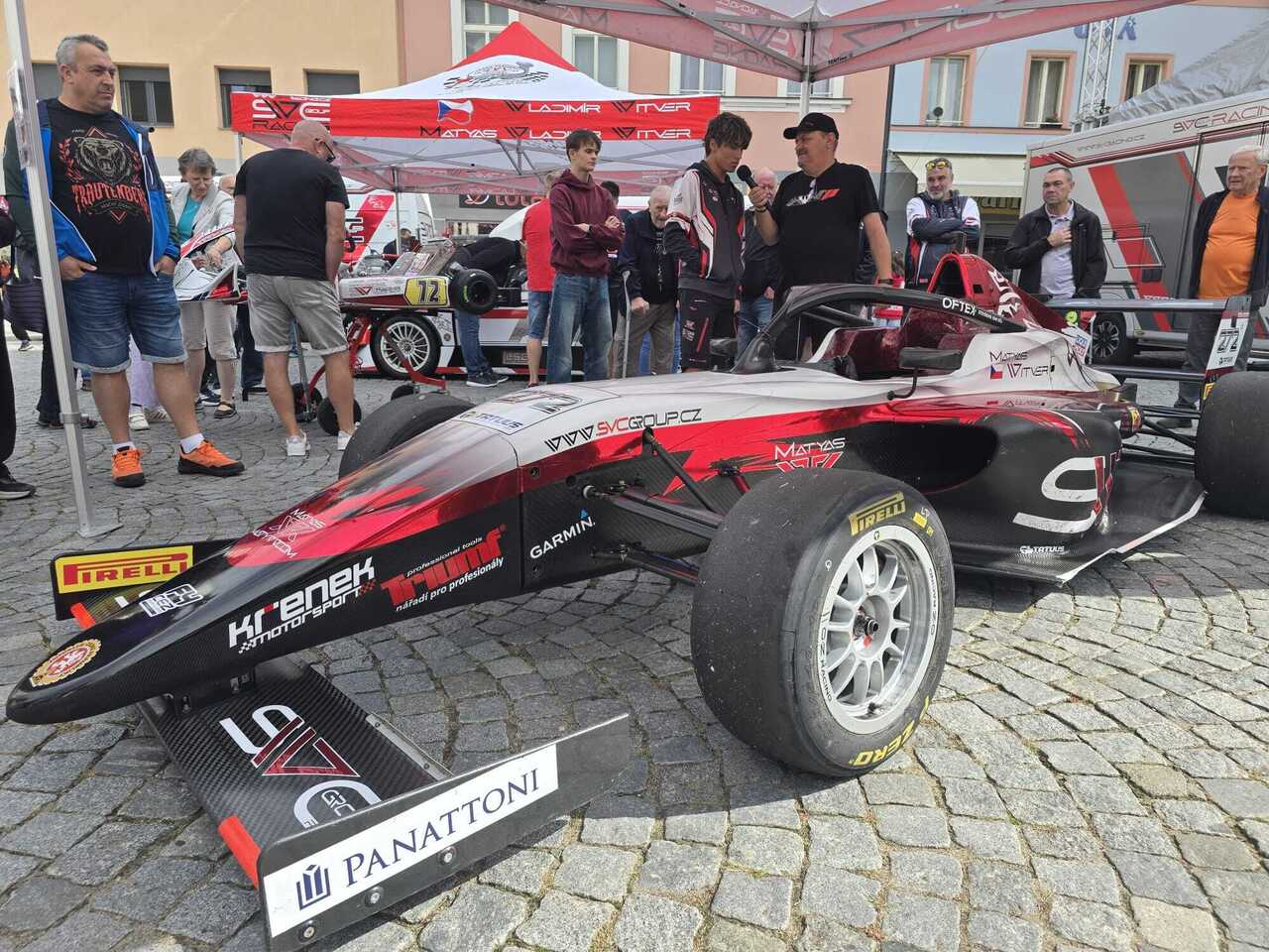 DEN MOTORSPORTU ROZBURÁCEL CENTRUM NÁCHODA – SVC GROUP výroba tažné zařízení