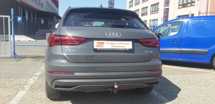 Tažné zařízení Audi Q3  2018->
Maximální zatížení 100 kg
Maximální svislé zatížení middle_bottom_prep kg
Katalogové číslo 052-623