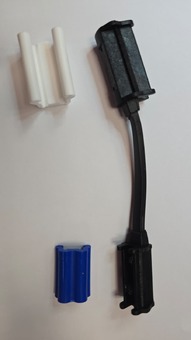 Detailní popis produktu
Spojka plochých kabelů 2 x 0,75 na 150 obdélníkového průřezu. 
 QS 75 Modré a 150 bílé celková délka redukce 150mm